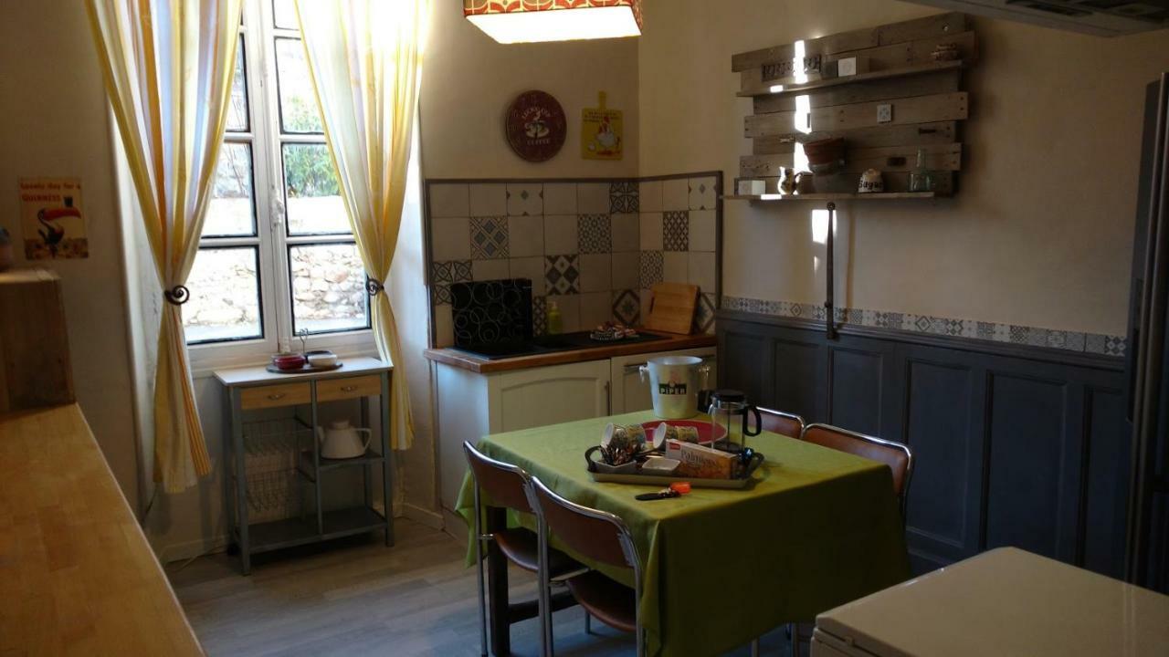 Appartements Ria Sirach ภายนอก รูปภาพ